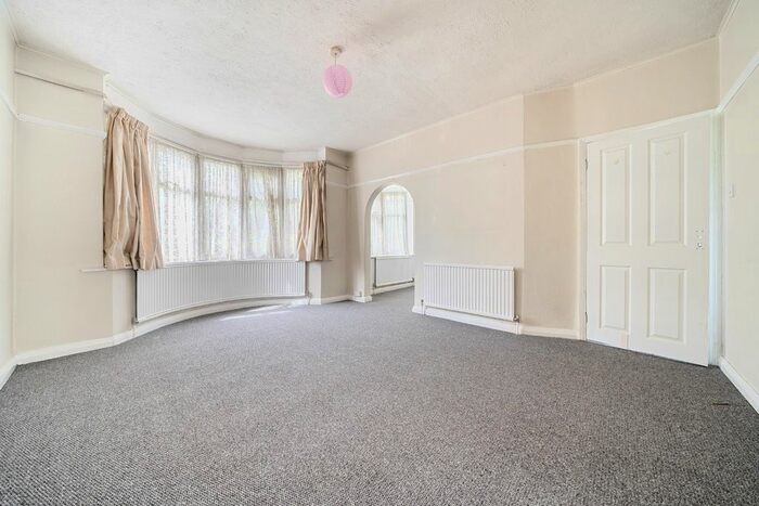 3 Bedroom Semi-Detached House To Rent In Main Road, Sidcup, Kent, DA14