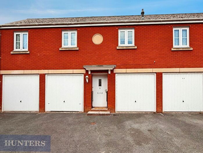 2 Bedroom Detached House For Sale In Culm Grove, Exeter, EX2
