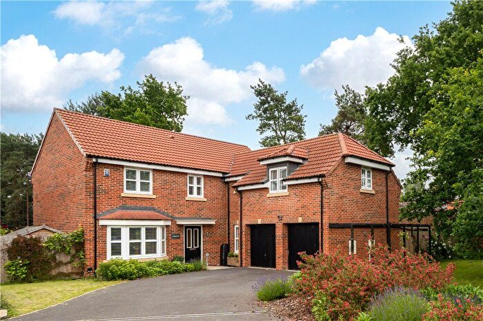 5 Bedroom Detached House For Sale In Wren Drive, Milby, Boroughbridge, York, YO51