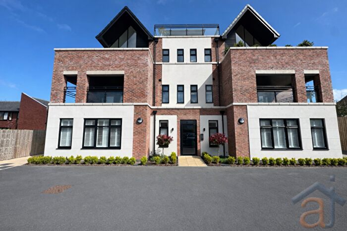 2 Bedroom Apartment For Sale In Weld Road, PR8