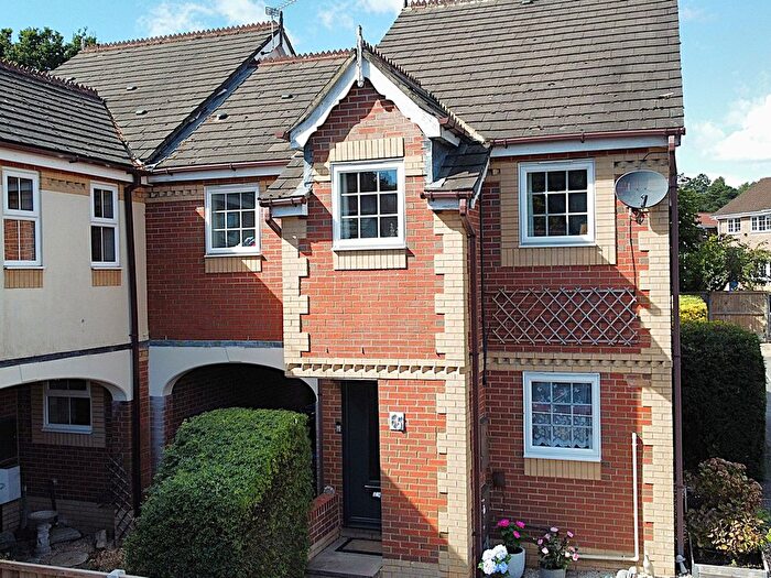 3 Bedroom Detached House For Sale In Primrose Gardens, Creekmoor, Poole, BH17