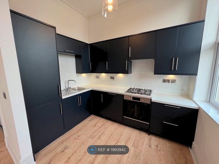 3 Bedroom Maisonette To Rent In Lord Street West, Southport, PR8