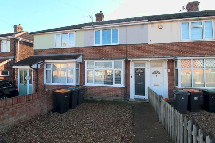 2 Bedroom Terraced House To Rent In Winchester Road, Bedford, MK42