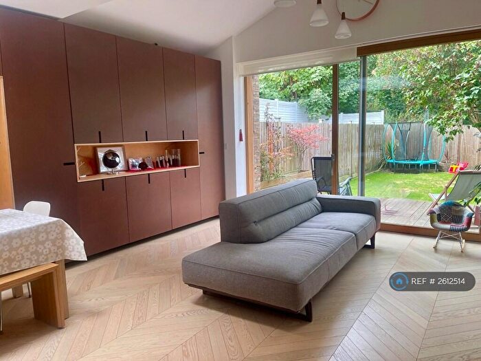 4 Bedroom Terraced House To Rent In Beardell Street, London, SE19