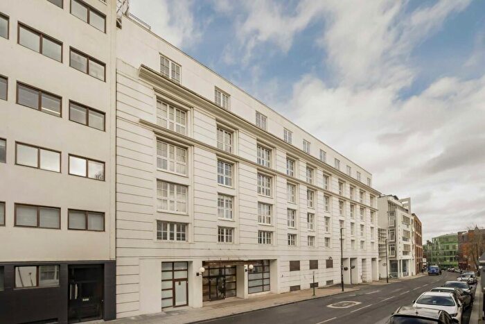 3 Bedroom Flat To Rent In Jamestown Road, Camden Town, NW1