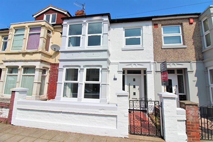 3 Bedroom Terraced House For Sale In Hayling Avenue, Baffins, PO3