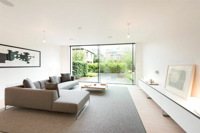 5 Bedroom Terraced House To Rent In Paradise Gardens, London, W6