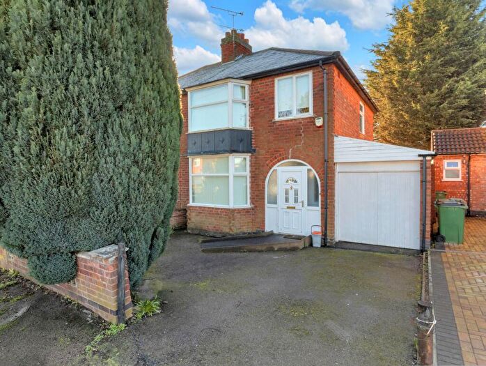 3 Bedroom Semi-Detached House For Sale In Turnbull Drive, Leicester, LE3