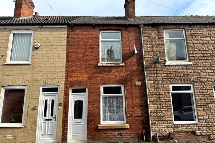 2 Bedroom Terraced House To Rent In Hawthorne Street, Chesterfield, S40