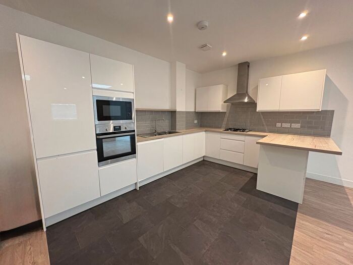 2 Bedroom Flat To Rent In Fishponds Road, Bristol, BS5