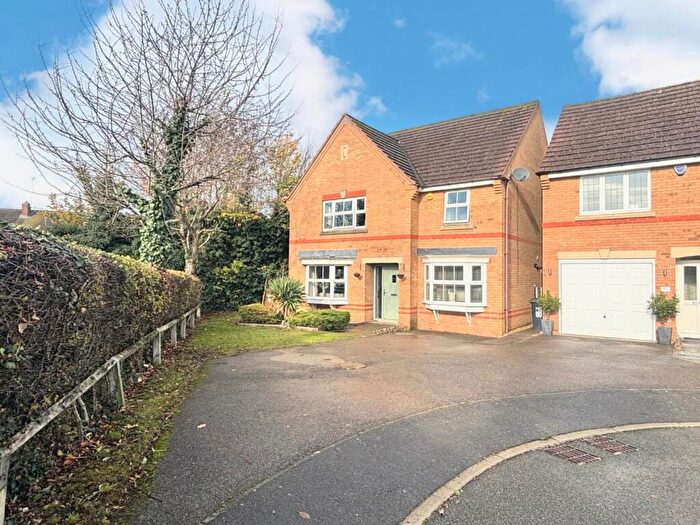 4 Bedroom Detached House For Sale In Breezehill, Wootton, Northampton, NN4