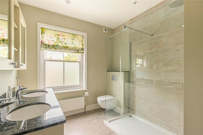 5 Bedroom Detached House For Sale In Hills Road, Cambridge, Cambridgeshire, CB2