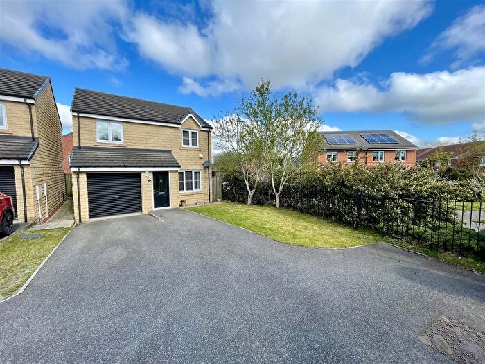 3 Bedroom Detached House For Sale In Norham Drive, Darlington, DL3