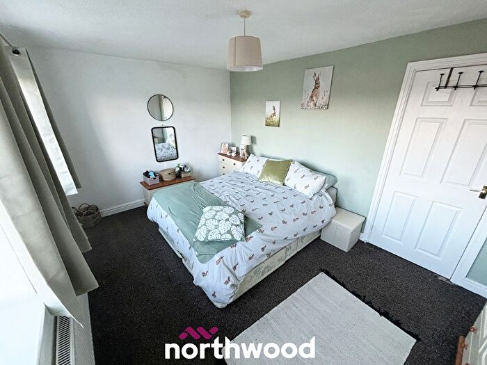 3 Bedroom Detached House For Sale In Cathedral Court, Dunsville, Doncaster, DN7