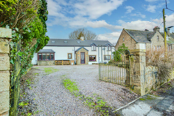 5 Bedroom Detached House For Sale In Brook Hill Lane, Carlecotes, S36