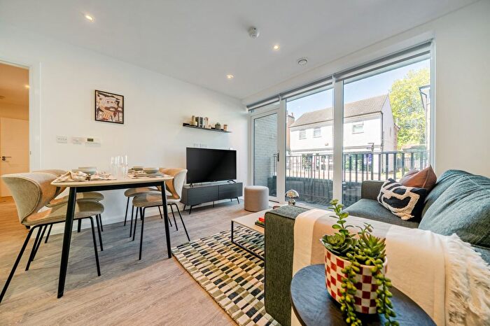 2 Bedroom Flat To Rent In Lowfield Street, Dartford, DA1