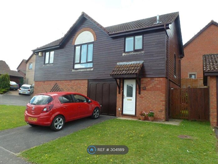 2 Bedroom Semi Detached House To Rent In Avondown Road, Durrington, Salisbury, SP4
