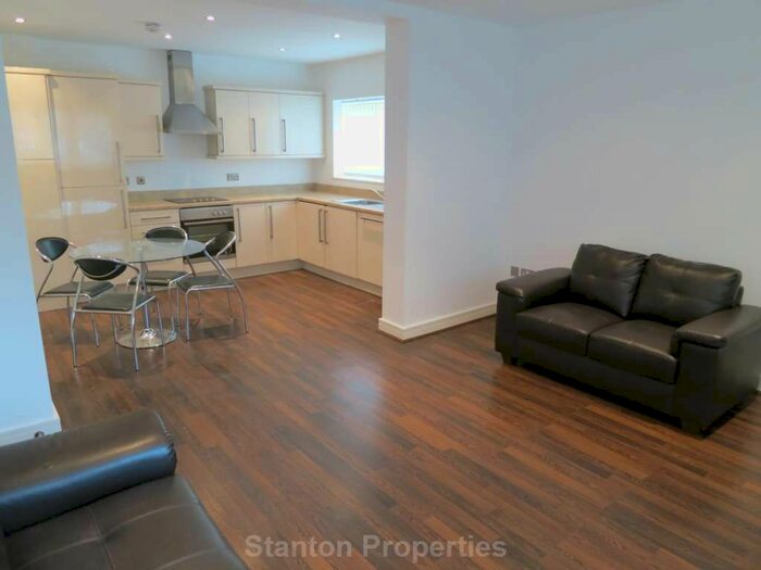 2 Bedroom Flat To Rent In Sutton Road, St Helens, WA9