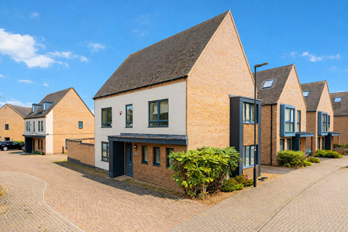 4 Bedroom Detached House For Sale In Tolkien Meadow, Tattenhoe Park, Milton Keynes, MK4