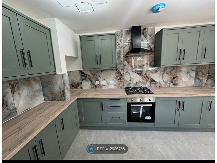 3 Bedroom Terraced House To Rent In Reids Piece, Swindon, SN5