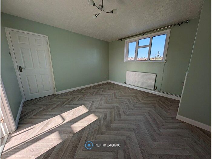 1 Bedroom Flat To Rent In Exeter Road, Exmouth, EX8