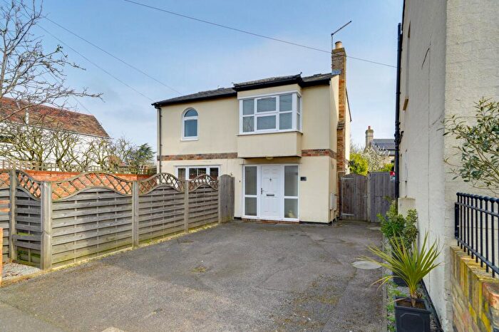 3 Bedroom Detached House To Rent In London Road, Godmanchester, PE29