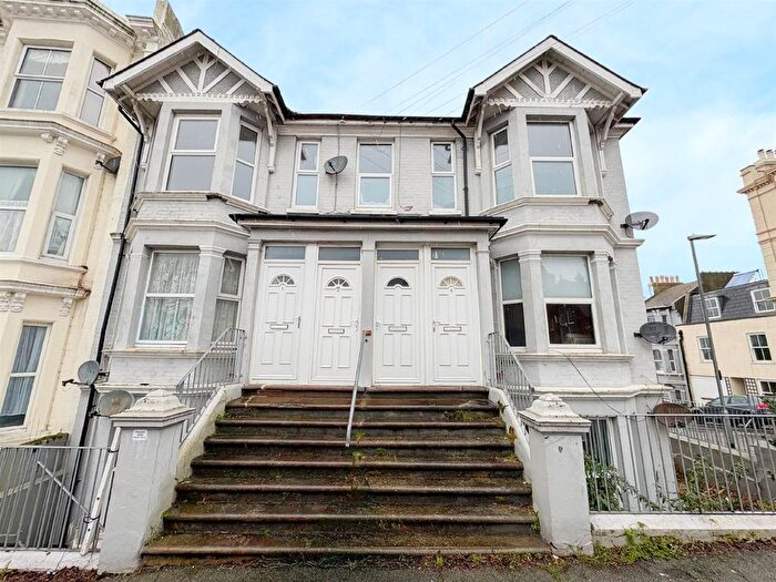 3 Bedroom Maisonette To Rent In Priory Road, Hastings, TN34