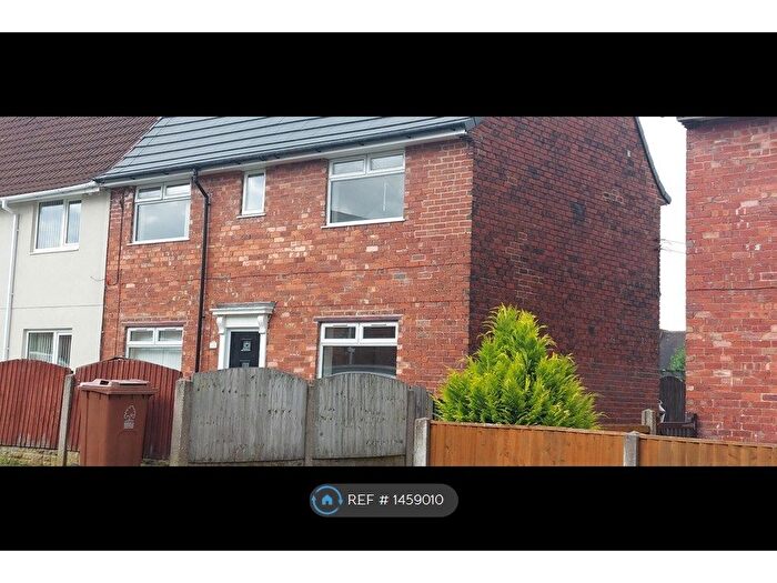 3 Bedroom Semi-Detached House To Rent In Second Avenue, Clipstone Village, Mansfield, NG21