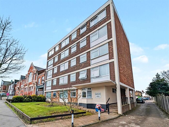 1 Bedroom Apartment To Rent In Havengore House, Elm Road, Leigh On Sea, SS9
