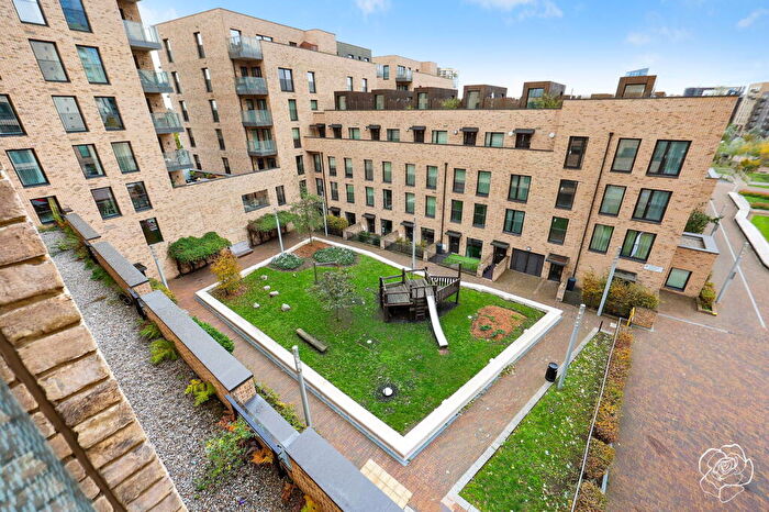 1 Bedroom Apartment For Sale In Prairie Building, Liberty Bridge Road, Stratford, E15