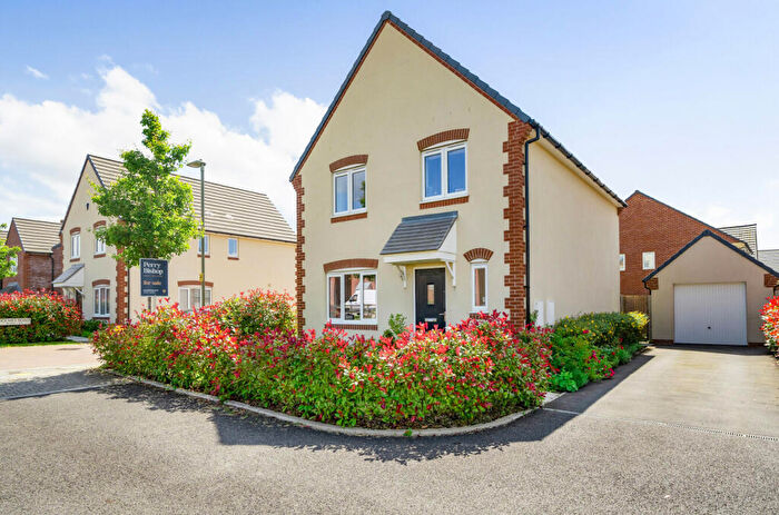 4 Bedroom Detached House For Sale In Holmes Road, Faringdon, Oxfordshire, SN7