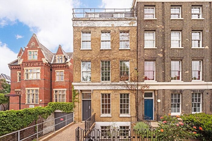 1 Bedroom Flat For Sale In Kennington Park Road, Kennington, SE11