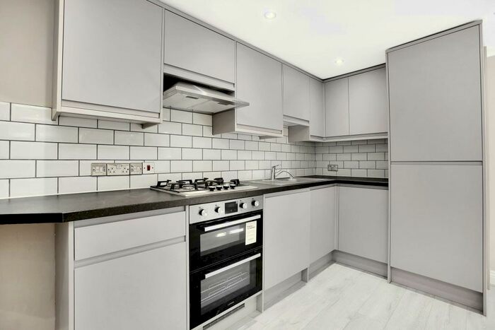 1 Bedroom Flat To Rent In Digby Crescent, London, N4