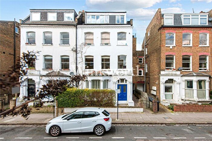 2 Bedroom Flat For Sale In Adolphus Road, London, N4