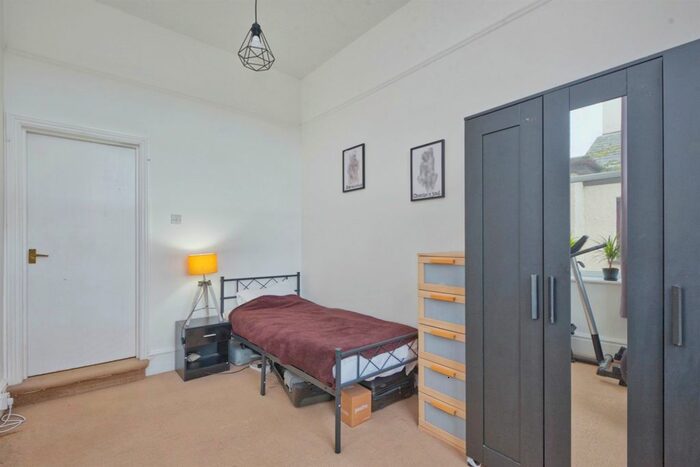 1 Bedroom Flat For Sale In Hopcott Road, Minehead, TA24