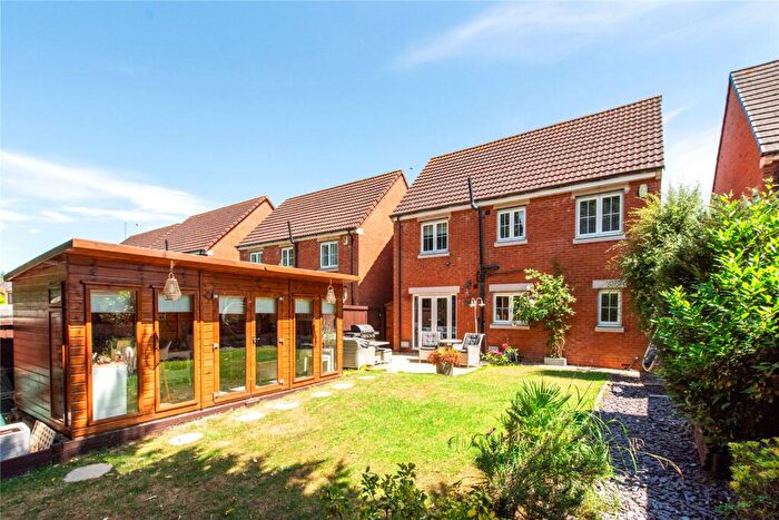 4 Bedroom Detached House For Sale In The Spinney, Grange Park, Northampton, Northamptonshire, NN4