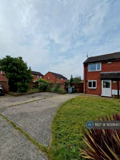 2 Bedroom Semi-Detached House To Rent In Molyneux Drive, Wallasey, CH45