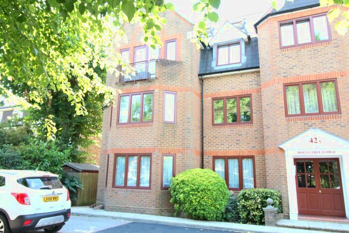1 Bedroom Flat To Rent In Holly Tree Lodge, The Ridgeway, Enfield EN2