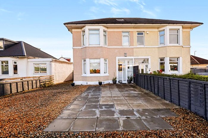 5 Bedroom Semi Detached House For Sale In Sandwood Road, Glasgow, G52