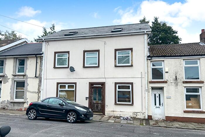 Block Of Apartments For Sale In Gloucester Street, Aberdare, Mid Glamorgan, CF44