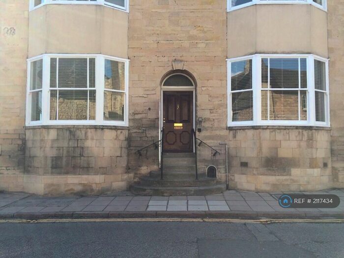 2 Bedroom Flat To Rent In St Peters Street, Stamford, PE9