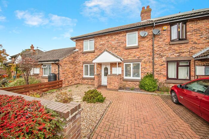 3 Bedroom Terraced House For Sale In Wheatfield Road, Stanway, Colchester, CO3