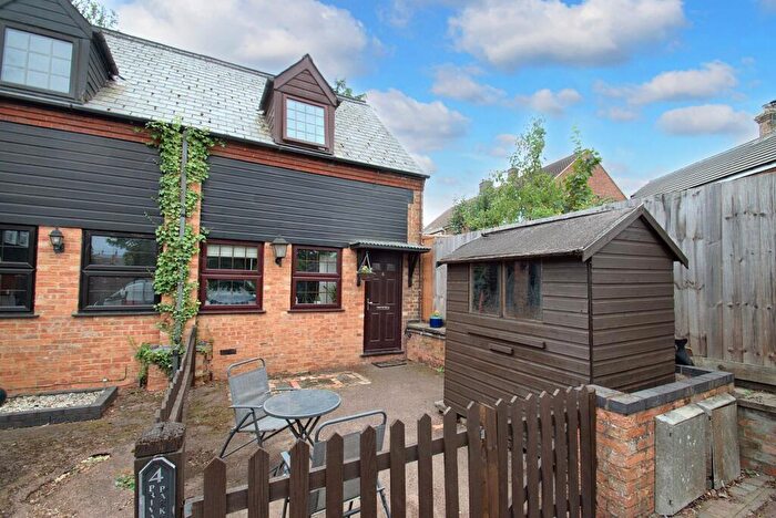 2 Bedroom Semi-Detached House For Sale In Claridges Lane, Ampthill, MK45