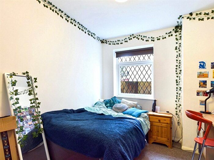 1 Bedroom Semi-Detached House To Rent In The Avenue, Brighton, East Sussex, BN2