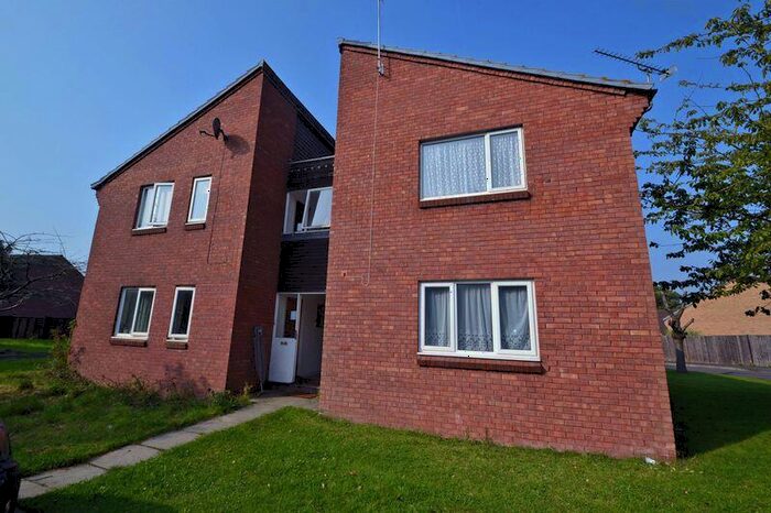 1 Bedroom Flat To Rent In Stonebridge, Clevedon, BS21