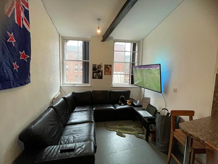 6 Bedroom Terraced House To Rent In Flat Barker Gate, Nottingham, Nottinghamshire, NG1