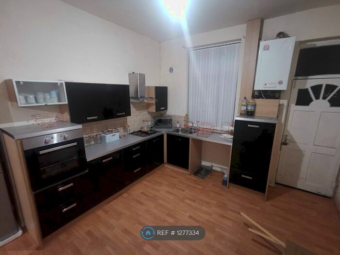 2 Bedroom Terraced House To Rent In Burnaby Street, Oldham OL8