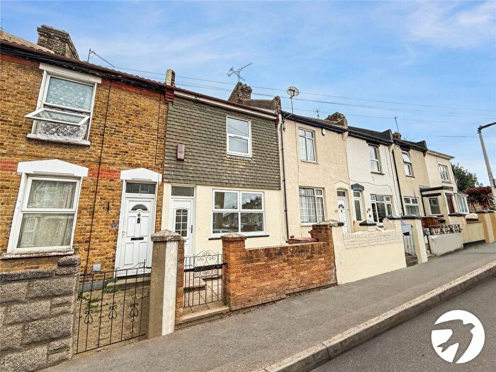 3 Bedroom House To Rent In Frederick Road, Gillingham, Kent, ME7