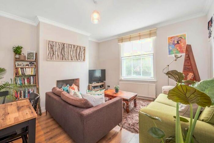 1 Bedroom Flat To Rent In Somerset House, Dartmouth Park Hill, Tufnell Park, NW5