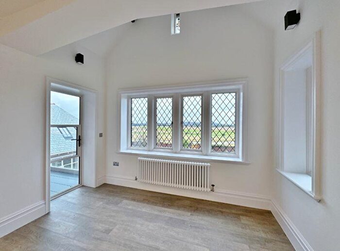 2 Bedroom Flat For Sale In Hilstone Grange, Stanley Road, Hoylake, Wirral, CH47